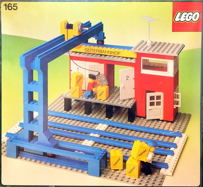 Lego 165 Cargo Station 